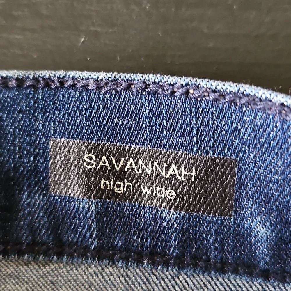 Modern American Blue Jeans - Picture 3 of 4